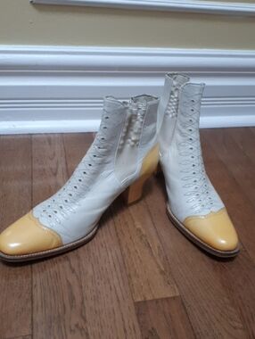 Vintage Stephane Kelian Two-Tone Cream and Yellow Cap-Toe Leather Ankle Boots